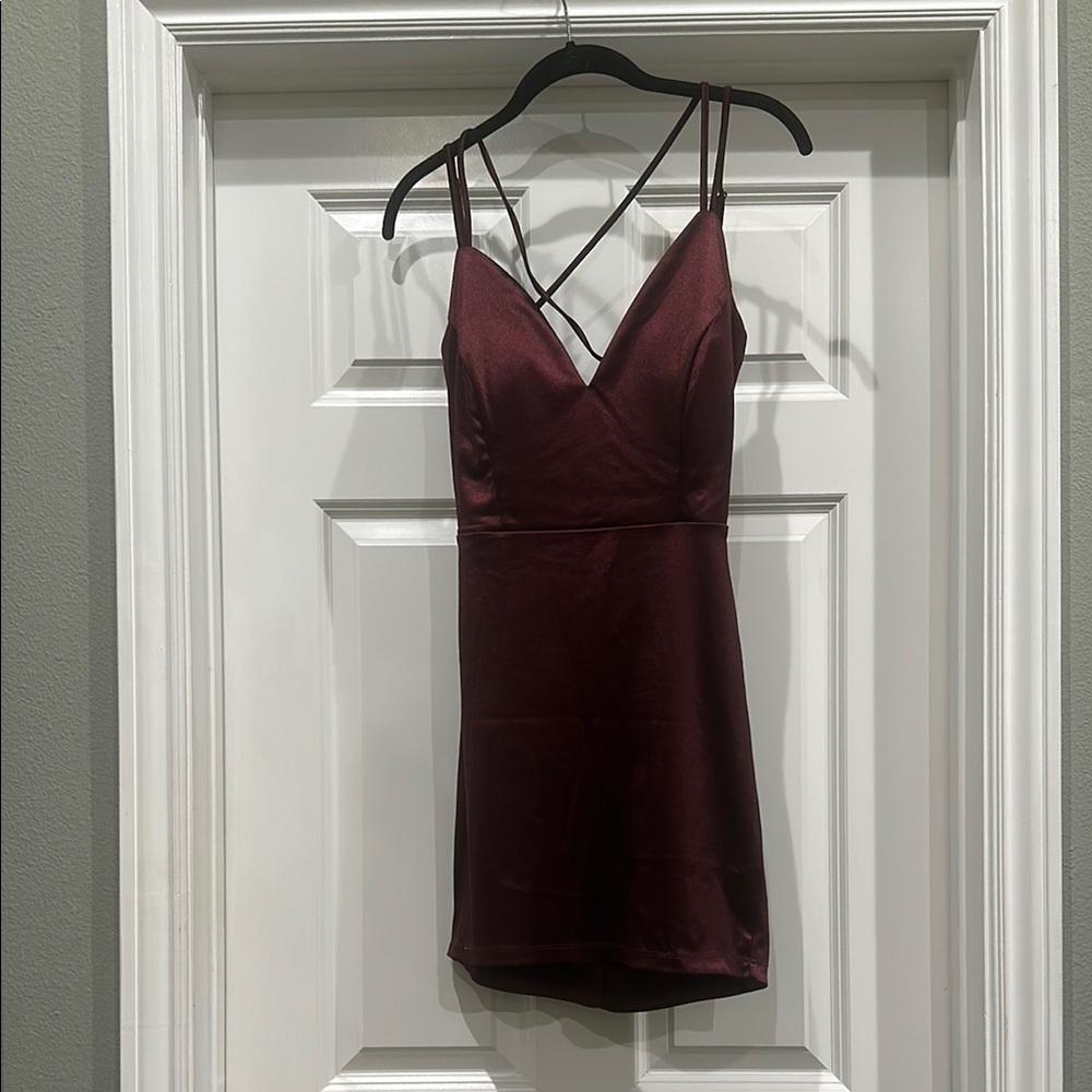 Elegant Burgundy Strappy Dress